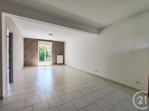 Maison à vendre  5 pièces - 94,39 m 2   LA CHAPELLE ST MESMIN  - 45
