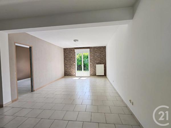 Maison à vendre  5 pièces - 94,39 m 2   LA CHAPELLE ST MESMIN  - 45