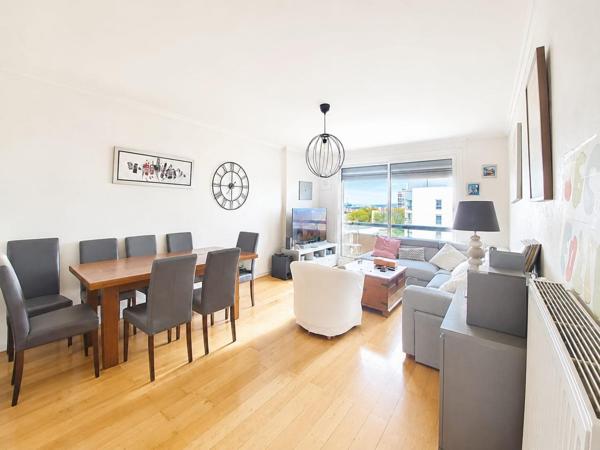 Appartement  proche de toutes commodités.