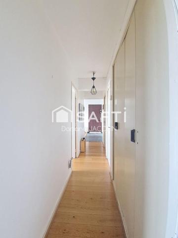 Appartement  proche de toutes commodités.