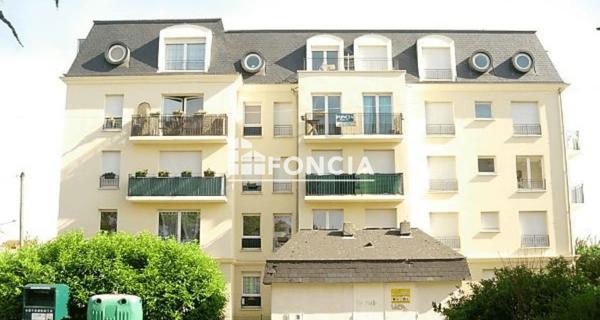 Location Appartement 3 pièces 54.04 m² - Corbeil-essonnes 91100