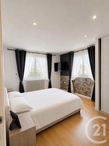 Maison à vendre  6 pièces - 136 m 2   MORANGIS  - 91