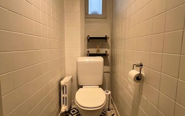 Appartement à louer    2 pièces • 66,69 m2 Paris 10