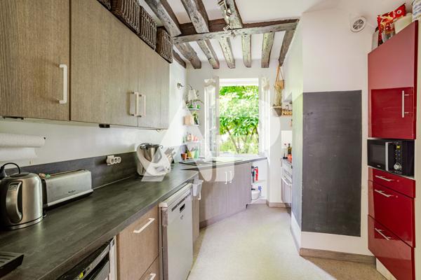 SEVRES CENTRE - APPARTEMENT DE CHARME 649 000 € **  - Référence  671-S