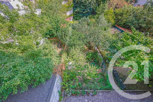 Appartement F2 à vendre  2 pièces - 39,88 m 2   MONTROUGE  - 92