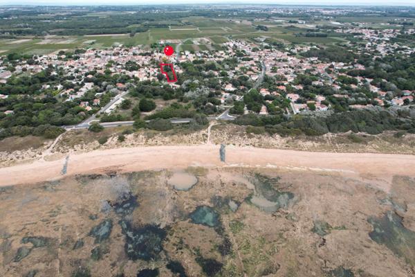 SAINT PIERRE D'OLÉRON Terrain constructible à 250 mètre de la plage.