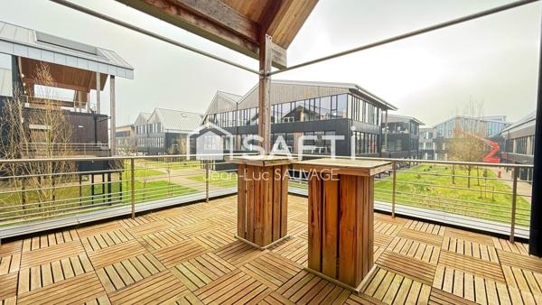 Bâtiment tertiaire sur 843 m² premium – Emplacement stratégique