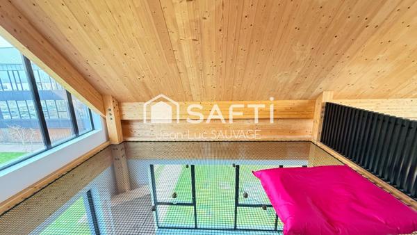 Bâtiment tertiaire sur 843 m² premium – Emplacement stratégique