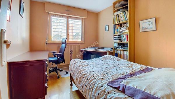 EXCLUSIVITÉ / NANTES - SAINT-FÉLIX_ ILE DE VERSAILLES / Appartement T4 3 chambres, balcon exposé SO, place de parking, cave