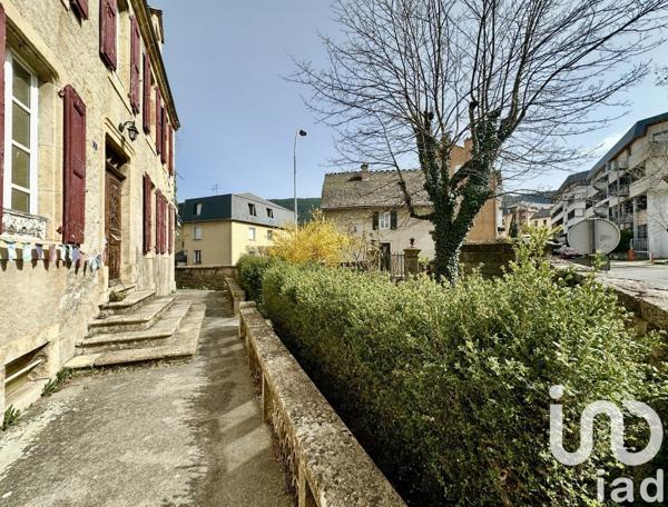 Demeure 14 pièces de 340 m² à Mende (48000)