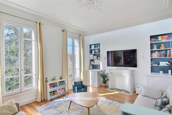 CENTRE VILLE MAGNIFIQUE APPARTEMENT BOURGEOIS FIN XIX STYLE PARISIEN ENTIEREMENT RENOVE 88 M2 4 PIECES 2 CHAMBRES