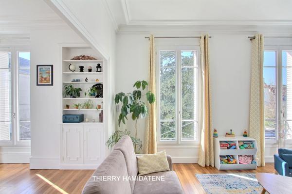 CENTRE VILLE MAGNIFIQUE APPARTEMENT BOURGEOIS FIN XIX STYLE PARISIEN ENTIEREMENT RENOVE 88 M2 4 PIECES 2 CHAMBRES