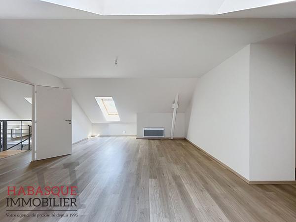 Appartement 4 pièce(s) 129.02 m2 , Landerneau