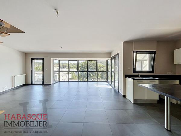 Appartement 4 pièce(s) 129.02 m2 , Landerneau
