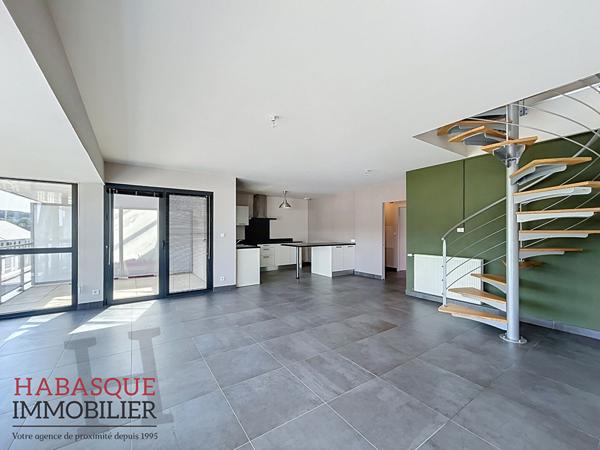 Appartement 4 pièce(s) 129.02 m2 , Landerneau
