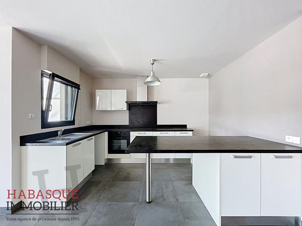 Appartement 4 pièce(s) 129.02 m2 , Landerneau