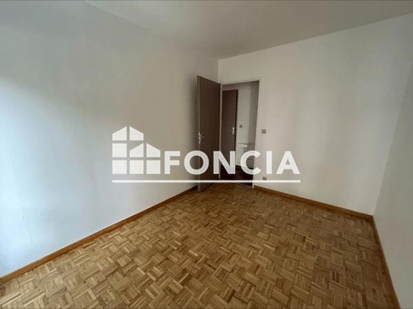 Location Appartement 3 pièces 69.6 m² - 80 BD MONTEBELLO Lille 59000