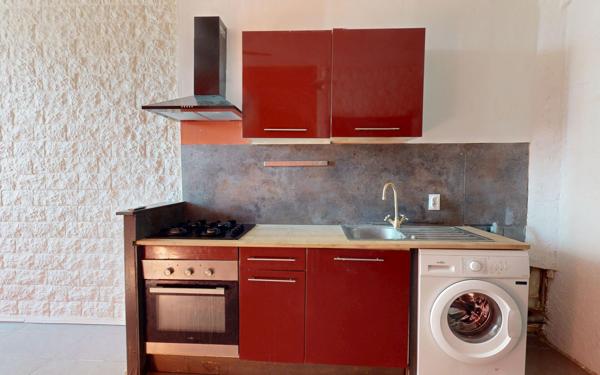 Appartement à vendre    2 pièces •  Hyères