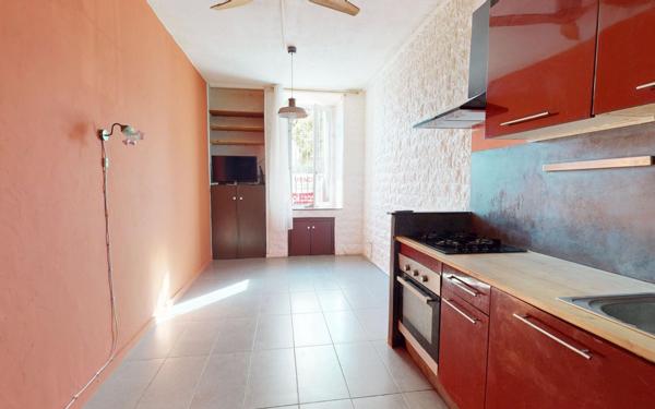 Appartement à vendre    2 pièces •  Hyères