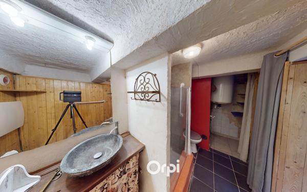 Appartement à vendre    2 pièces •  Hyères