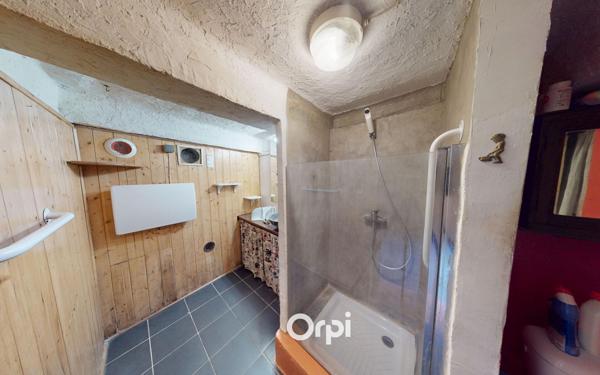 Appartement à vendre    2 pièces •  Hyères