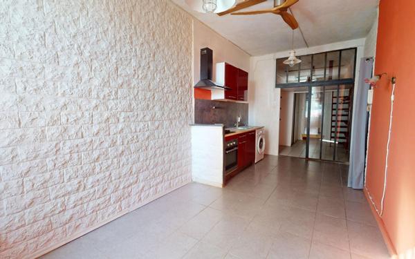 Appartement à vendre    2 pièces •  Hyères