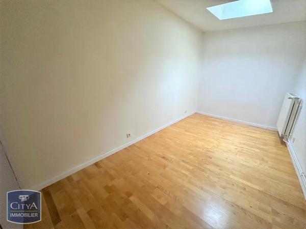 Appartement à louer 3 pièces 100.67m²