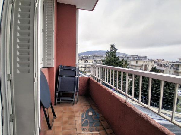 Appartement 3 pièces avec balcon et cave