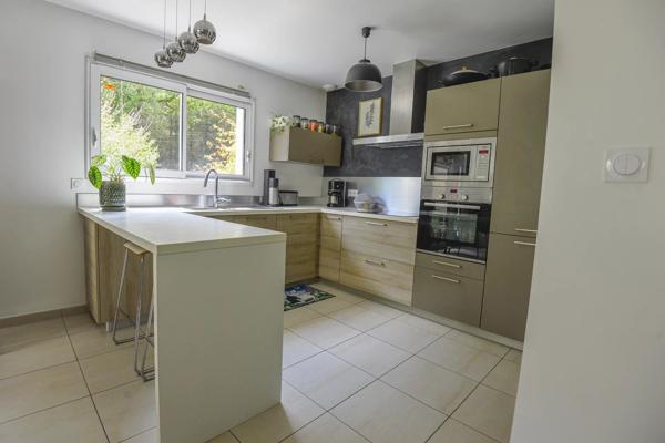 Vente Maison 4 pièces 101 m2 à Saint-Léger-les-Vignes