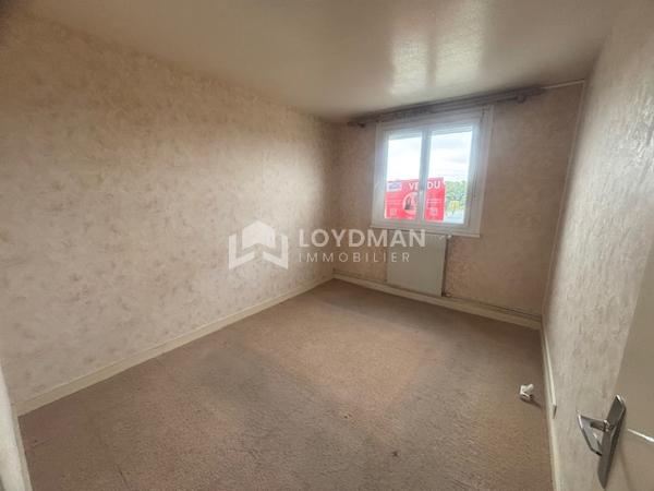 Appartement T3/4 78.6m² au 4ième étage avec ascenseur