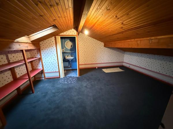 Villa plain pied avec garage et sous-sol