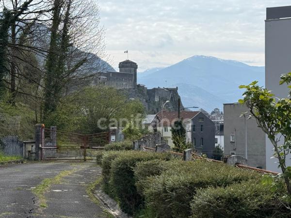 Villa plain pied avec garage et sous-sol