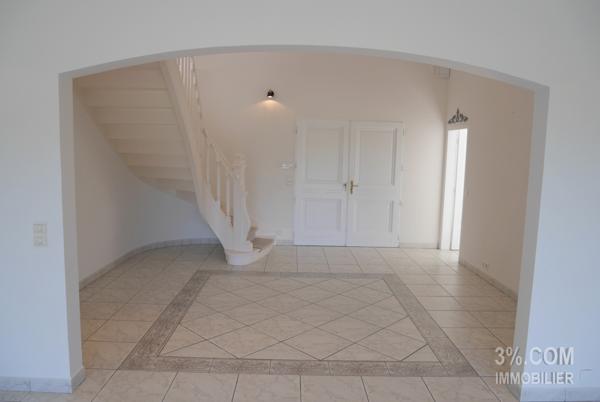 Magnifique Maison à étage de 277, 52 m² habitable 5 chambres + un bureau, grand garage, terrain de 2 123 m² Savenay (44260)