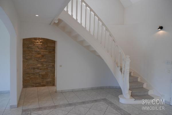 Magnifique Maison à étage de 277, 52 m² habitable 5 chambres + un bureau, grand garage, terrain de 2 123 m² Savenay (44260)