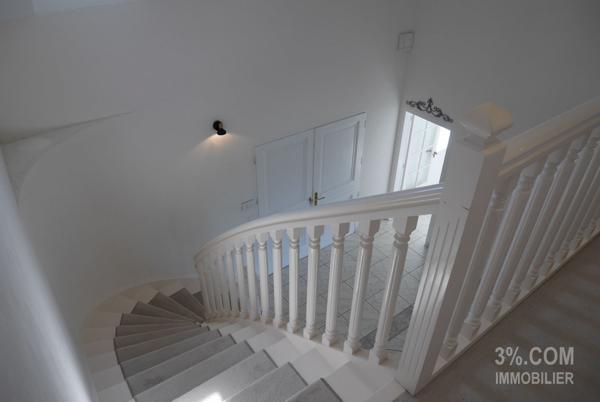 Magnifique Maison à étage de 277, 52 m² habitable 5 chambres + un bureau, grand garage, terrain de 2 123 m² Savenay (44260)