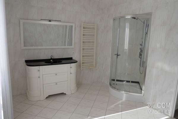 Magnifique Maison à étage de 277, 52 m² habitable 5 chambres + un bureau, grand garage, terrain de 2 123 m² Savenay (44260)