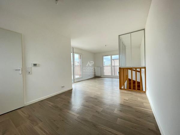 Appartement Carrières-sous-Poissy 3 pièce(s) duplex terrasse 223 000 € **  - Référence  9407