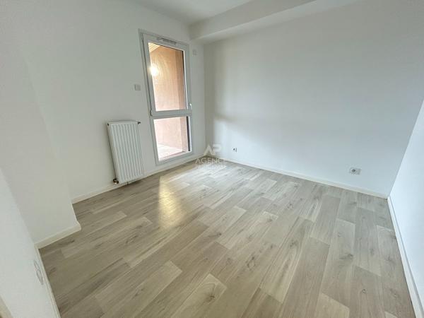 Appartement Carrières-sous-Poissy 3 pièce(s) duplex terrasse 223 000 € **  - Référence  9407