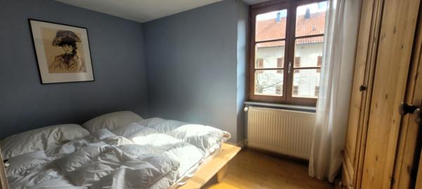 Immeuble bien entretenu comprenant 4 logements T3 dont deux libres au RDC
