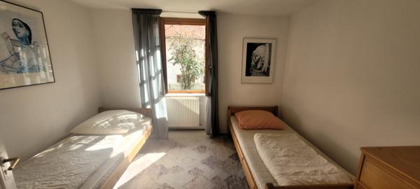 Immeuble bien entretenu comprenant 4 logements T3 dont deux libres au RDC