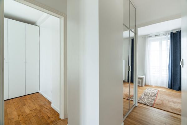 Appartement Paris 2 pièce(s) 43.95 m2