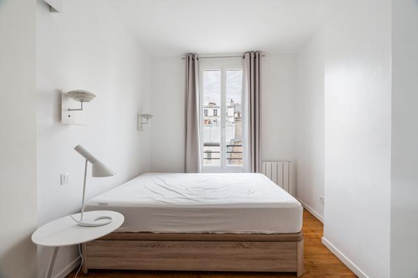 Appartement Paris 2 pièce(s) 43.95 m2