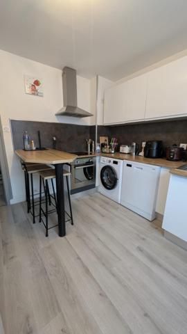 Appartement en centre ville dans copropriété sécurisée