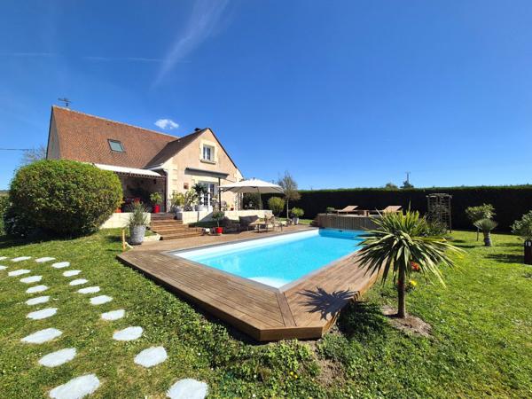 Belles prestations - maison 4 chambres, garage, piscine chauffée
