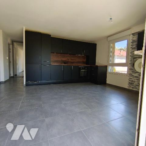 Ds résidence récente (2018) - Appartement T2 de 42 m² avec terrasse de 8,2 m² - En dernier étage...