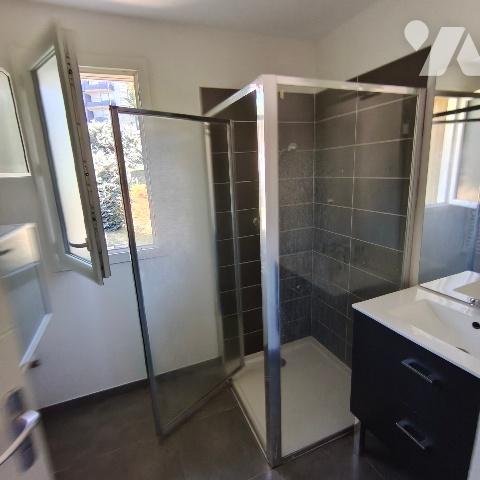 Ds résidence récente (2018) - Appartement T2 de 42 m² avec terrasse de 8,2 m² - En dernier étage...