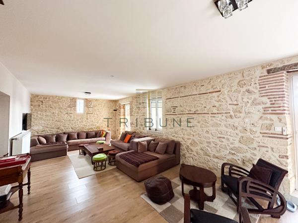 Maison 8 pièce(s) 4 chambre(s) 205 m²
