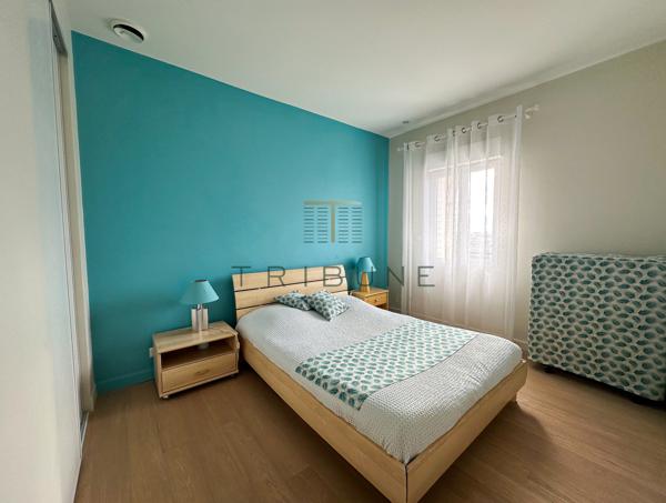Maison 8 pièce(s) 4 chambre(s) 205 m²