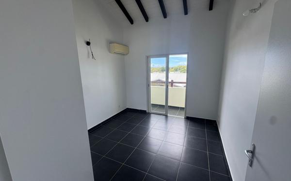 Appartement à vendre    2 pièces • 44,40 m2 Le Gosier