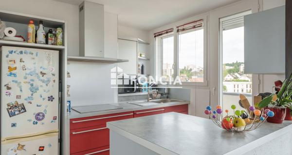 À vendre Appartement 5 pièces 88 m² - Dijon 21000